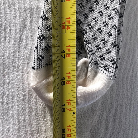 Old Navy NWT Llama boot socks black/cream - Picture 7 of 8